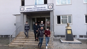 Mersin'de 6 yıl önce bir kişiyi gasbettikleri iddiasıyla yakalanan 3 şüpheli tutuklandı