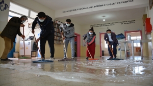 Şırnak'taki köy okulunda yüz yüze eğitim için hazırlık yapılıyor