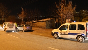 Talas'ta polisten kaçmaya çalışan 3 kişi kovalamaca sonucu yakalandı