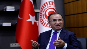 TBMM Anayasa Komisyonu Başkanı Bozdağ, yeni anayasa tartışmalarını değerlendirdi: