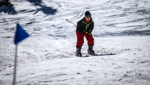 Türkiye'nin kayak merkezleri Türk sporuna hizmet ediyor
