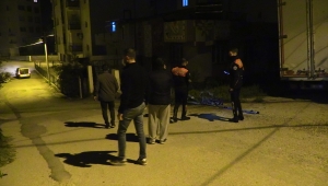 Adana'da eniştesi tarafından silahla vurulan kişi tedavi gördüğü hastanede hayatını kaybetti