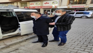 Afyonkarahisar'da çiğ köftenin "acılı" olduğu gerekçesiyle çalışanı darbeden kişi yeniden gözaltına alındı