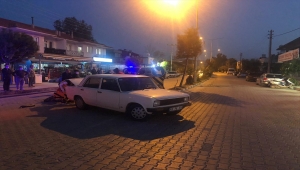 Antalya'da otomobille motosiklet çarpıştı, 2 kişi yaralandı