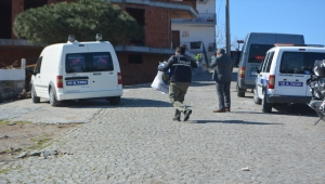 Ayvalık'ta arazide cesedi bulunan bebeğin annesi olduğu iddia edilen genç kadın tutuklandı