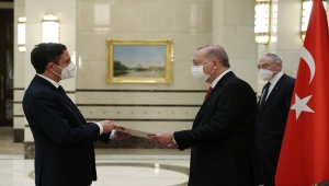Bulgaristan Büyükelçisi Tcholakov, Cumhurbaşkanı Erdoğan'a güven mektubu sundu