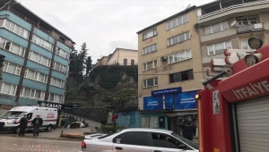 GÜNCELLEME - Bursa'da meydana gelen heyelan nedeniyle bazı evler boşaltılıyor