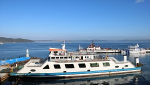 GÜNCELLEME - Çanakkale Boğazı yoğun sisin etkisini yitirmesiyle çift yönlü transit gemi geçişlerine açıldı
