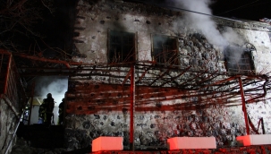 Kayseri'de alkol alıp evini ateşe verdi, gözaltına alındı 