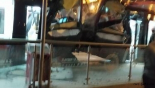 Kayseri'de tramvaylar kafa kafaya çarpıştı! 