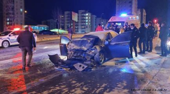 Talas Son Dakika: Anayurt'ta trafik kazası 1 ölü, 5 yaralı