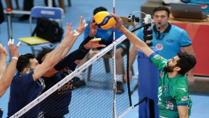 Voleybol: AXA Sigorta Efeler Ligi