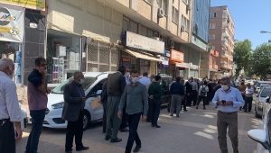 Adıyaman ve Kahramanmaraş'ta tam kapanma kararı nedeniyle Çiftçi Kayıt Sistemi'ne kayıtta yoğunluk oluştu 