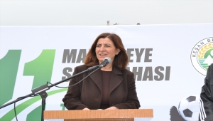 AK Partili Aksal "aşıya karşı çığırtkanlık yapan gruplara aldanmayın" açıklamasında bulundu 