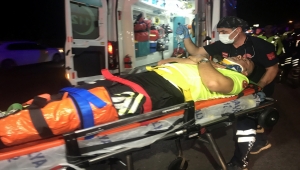 Antalya'da trafik polisleri kaza yaptı, 1 polis hafif yaralandı