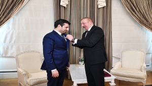 Azerbaycan Cumhurbaşkanı İlham Aliyev, Baykar Teknik Müdürü Selçuk Bayraktar'a "Karabağ Nişanı" takdim etti