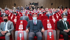 Batman Valisi ve Belediye Başkan Vekili Şahin, belediyenin bir yılını değerlendirdi: