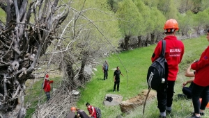 Bingöl'de kaybolan yaşlı adamı arama çalışmaları sürüyor 