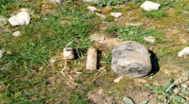 Bitlis'te amonyum nitratla güçlendirilmiş el yapımı patlayıcı ile top mühimmatı bulundu