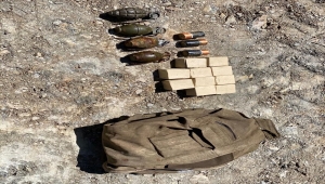 Bitlis'te PKK'lı teröristlere ait mühimmat ele geçirildi 
