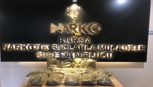 Bursa'da düzenlenen operasyonda 12 kilo 300 gram sentetik uyuşturucu ele geçirildi