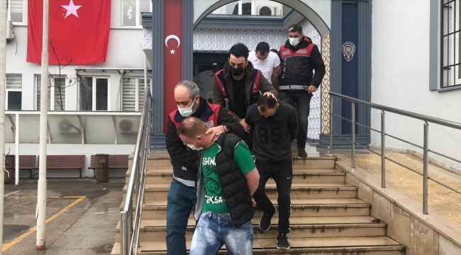 Bursa'da hırsızlık operasyonunda 8 şüpheli gözaltına alındı