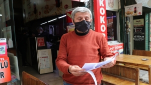 Denizli'de dönercinin paket servis için aldığı motosikletin çalınma anı güvenlik kamerasında