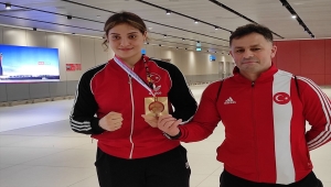 Dünya şampiyonu milli boksör Büşra Işıldar, yurda döndü