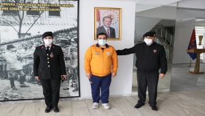 Edirne'de otizmli genç jandarmanın misafiri oldu