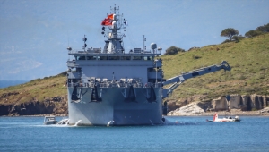 Ege'de denize düşen eğitim uçağının enkazı çıkarıldı