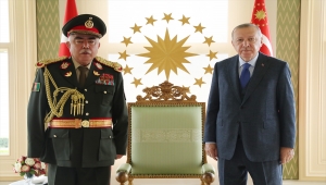 Erdoğan, Afganistan'ın eski Cumhurbaşkanı Yardımcısı Mareşal Raşid Dostum'u kabul etti