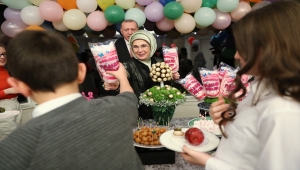 Erdoğan çifti 23 Nisan Ulusal Egemenlik ve Çocuk Bayramı'nda çocuklarla iftarda buluştu