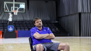 Ergin Ataman, Anadolu Efes ile yarım kalan hikayeyi tamamlamak istiyor