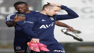 Fenerbahçe, Alanyaspor maçının hazırlıklarını Antalya'da sürdürdü