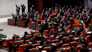 Güvenlik Soruşturması ve Arşiv Araştırması Kanunu Teklifi'nin görüşmelerine devam edilecek
