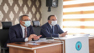 İçişleri Bakan Yardımcısı İsmail Çataklı, Bingöl'de depremden etkilenen vatandaşlarla bir araya geldi 