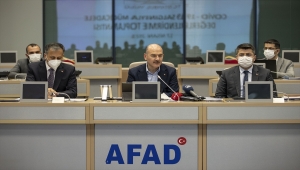 İçişleri Bakanı Soylu, Kovid-19 Salgınıyla Mücadele Değerlendirme Toplantısı'nda konuştu: (1)