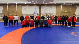Kadın Güreş Milli Takımı, Avrupa Şampiyonası'nın hazırlıkları için kampa girdi