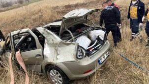 Kayseri'de sulama kanalına devrilen otomobildeki aynı aileden 4 kişi öldü