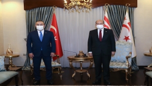 KKTC Cumhurbaşkanı Tatar, Dışişleri Bakanı Çavuşoğlu'nu kabul etti
