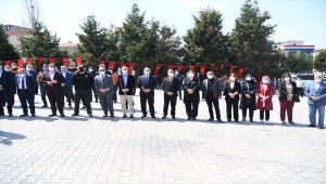 Kocaeli'den İdlib'e 3 tır insani yardım malzemesi gönderildi