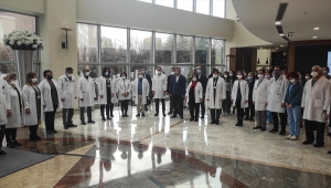 Kovid-19 nedeniyle vefat eden Prof. Dr. Cemil Taşçıoğlu ve sağlık çalışanları anıldı 