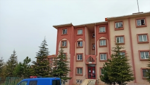 Mantı gününe katılan kadının Kovid-19 testi pozitif çıkınca 8 daire karantinaya alındı