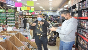 Ramazan ayına Kovid-19 kısıtlamalarıyla giren Ürdünlüler, mübarek ayı kandil ve süslerle karşıladı