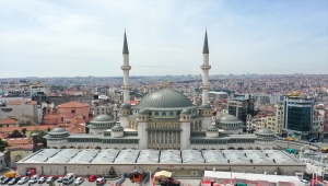 Taksim'e yapılan cami açılışa hazırlanıyor