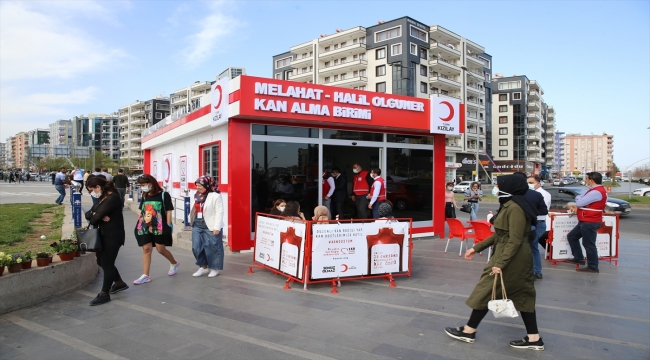 Türk Kızılaydan kan bağışına yönelik "Meydan Okuma" kampanyası