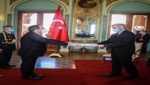 Türkiye'nin Asuncion Büyükelçisi Aksen, Paraguay Devlet Başkanı Benitez'e güven mektubunu sundu