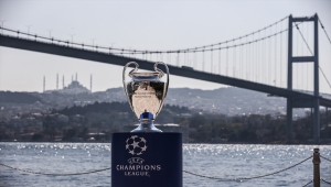 UEFA Şampiyonlar Ligi Kupası, İstanbul Boğazı'yla buluştu