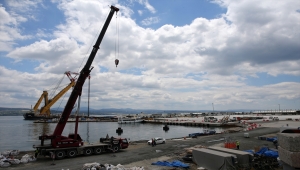 1915 Çanakkale Köprüsü inşaatında araçların geçeceği yolun yapımına başlanıyor 