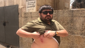 AA'nın Kudüs Muhabiri, İsrail polisinin Mescid-i Aksa'daki müdahalesinde yaralandı